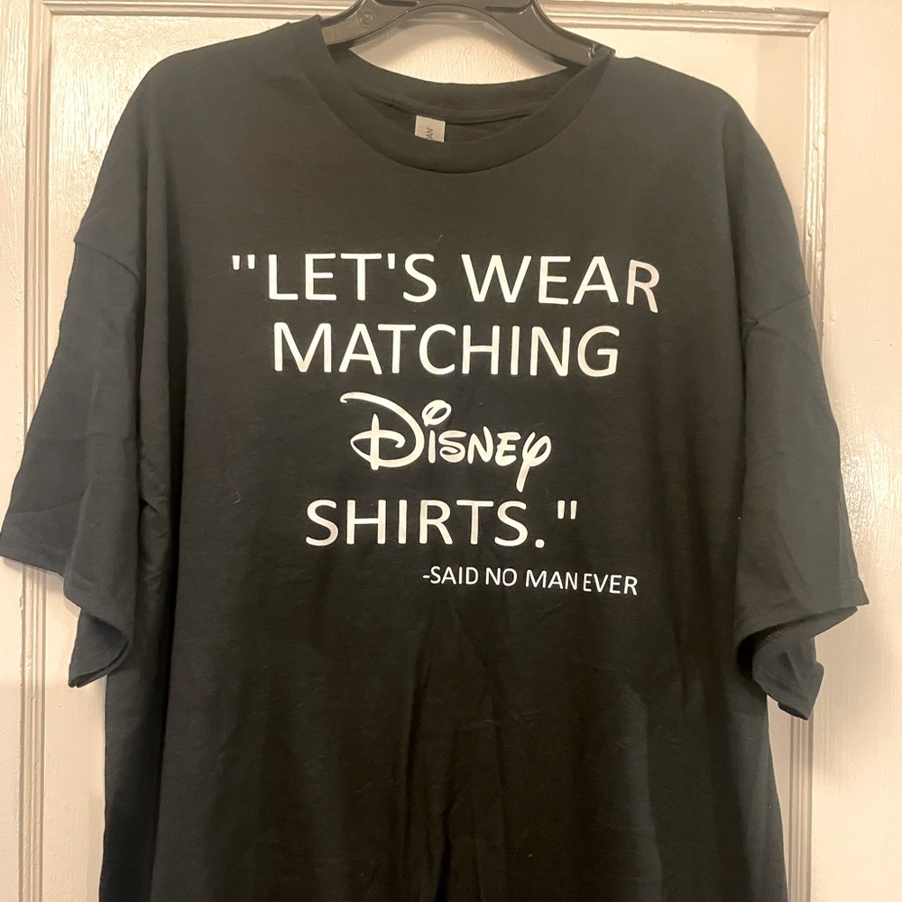 Men’s Disney shirt. Never worn size 2xl